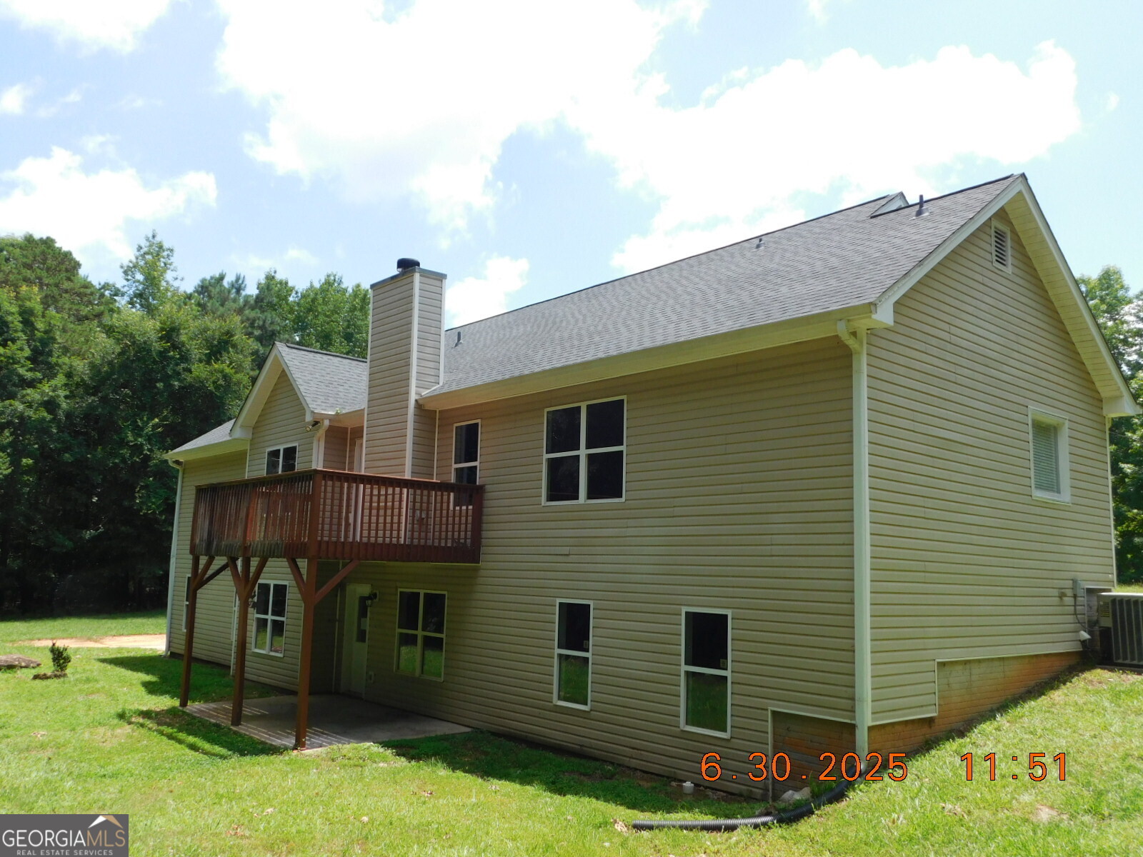 380 Higgins RD
