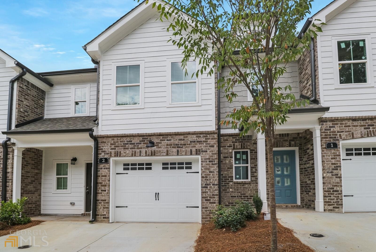 Welcome to Sprayberry Estates! Luxury and spacious townhomes in sought after Newnan! Each unit has 3 beds, 2.5 baths, all electric, master has its own bath, 1 car garage, granite counters, stainless appliances, private patios, W/D hook ups, open concept floor plan, community common area with park, 2 car max per unit! Call today!