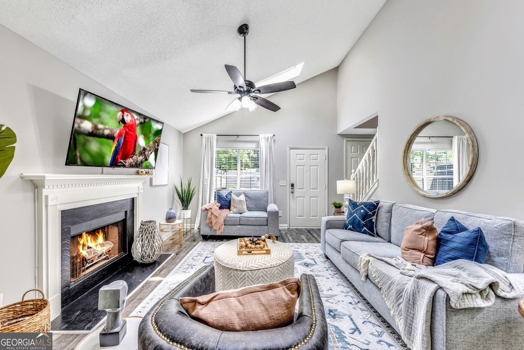 Photo of 4210 Lakes End Drive NW, Kennesaw, GA 30144 (MLS # 10652731)