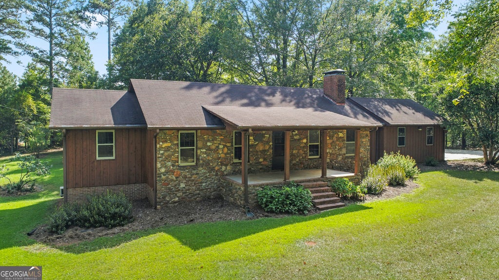 Photo of 624 Old Jackson Road, McDonough, GA 30252 (MLS # 10833151)