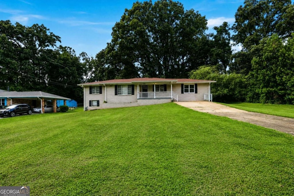 Photo of 2881 Treadway Drive, Decatur, GA 30034 (MLS # 10832841)