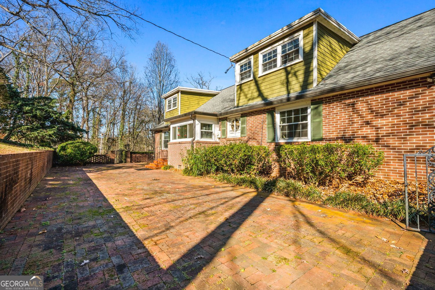 351 N Woodland DR SW