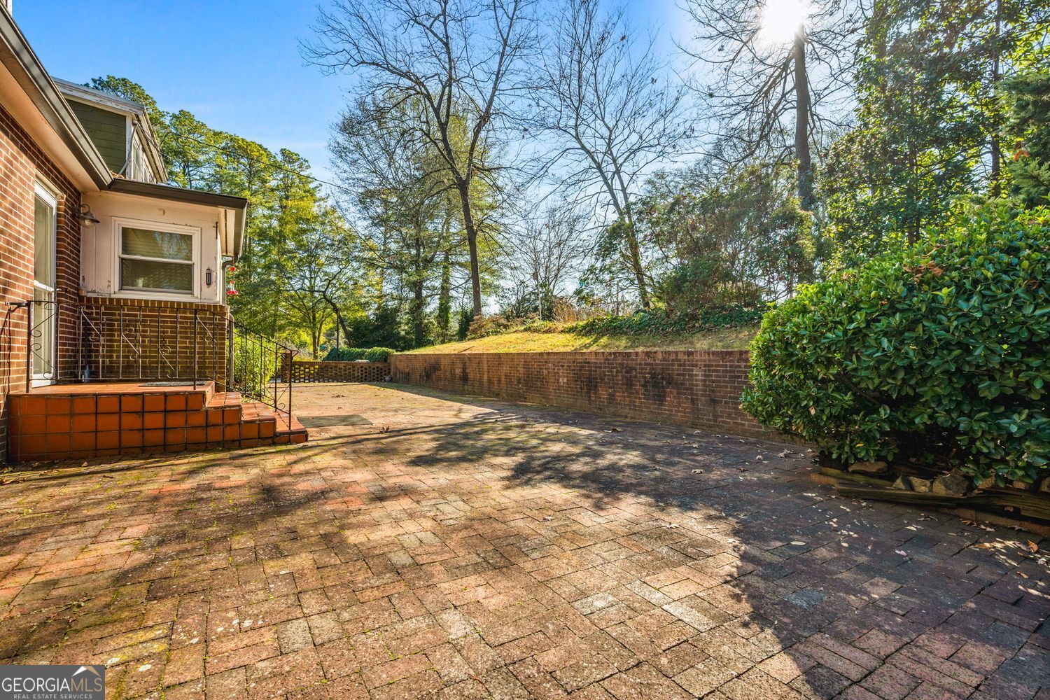 351 N Woodland DR SW