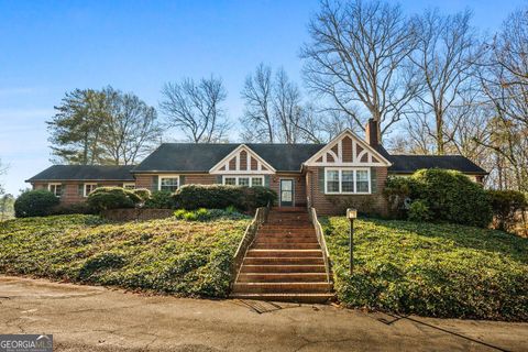 Photo of 351 N Woodland Drive SW, Marietta, GA 30064 (MLS # 10657028)