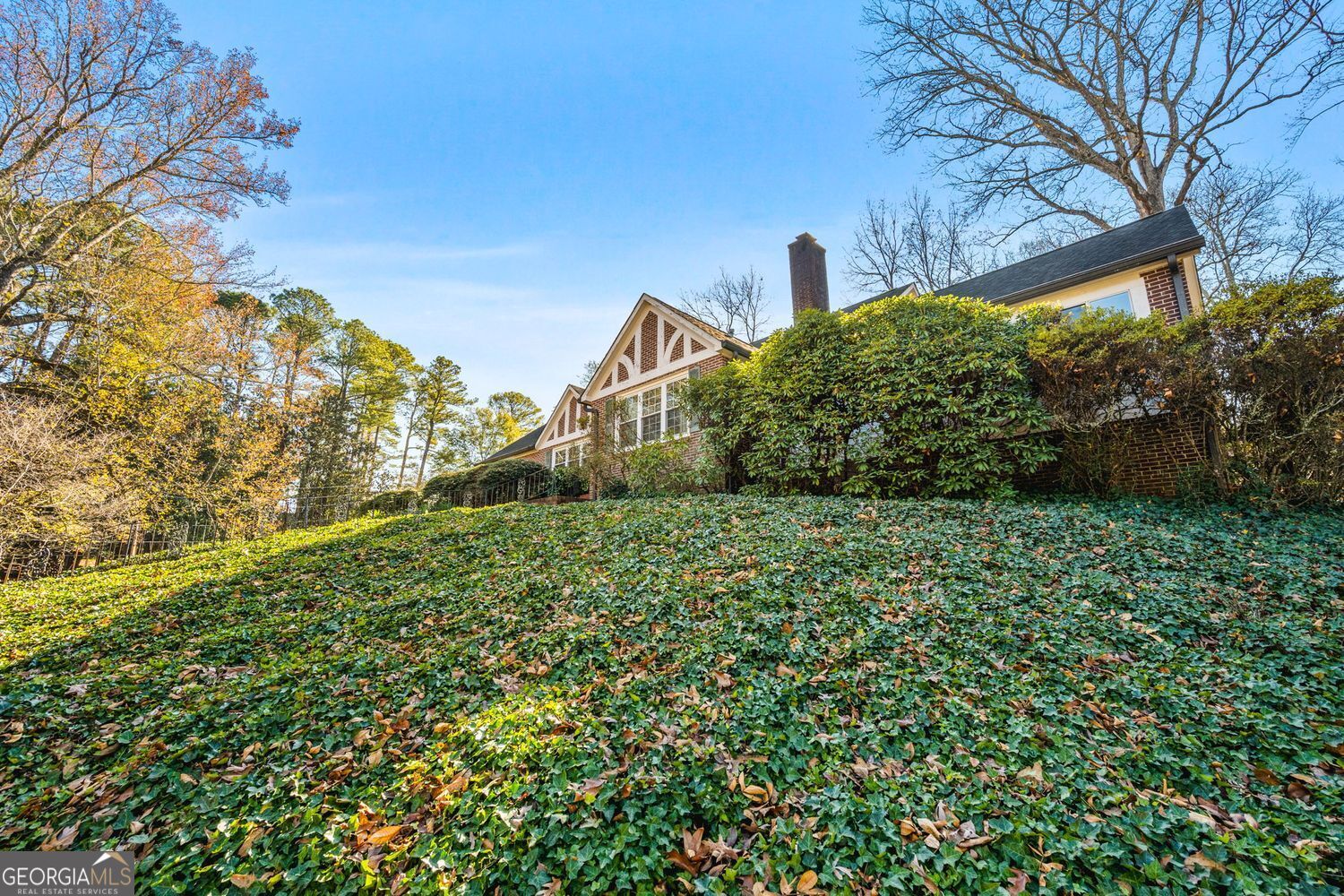 351 N Woodland DR SW