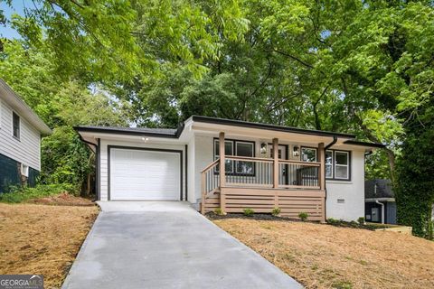 Photo of 354 Brooks Avenue SW, Atlanta, GA 30310 (MLS # 10761426)