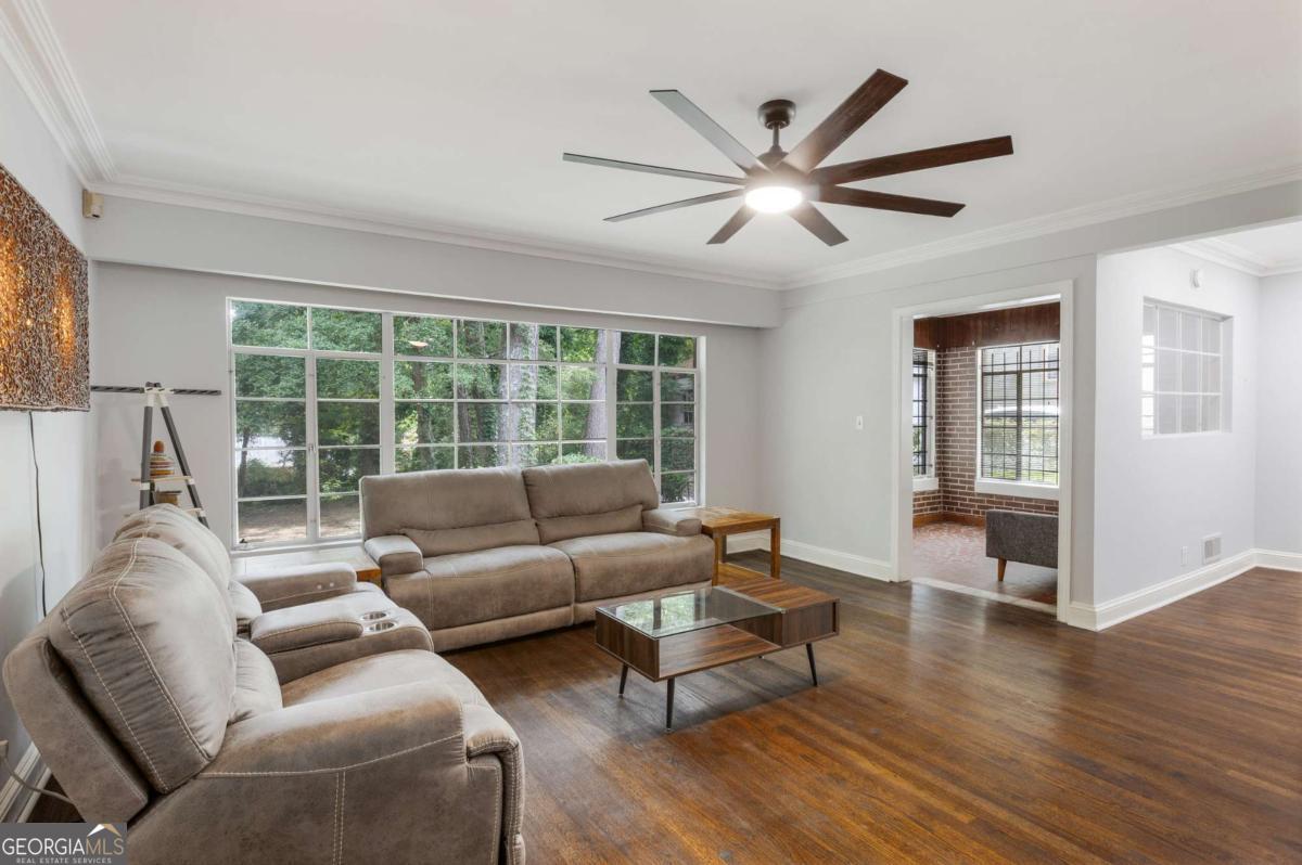 245 Richardson RD NW