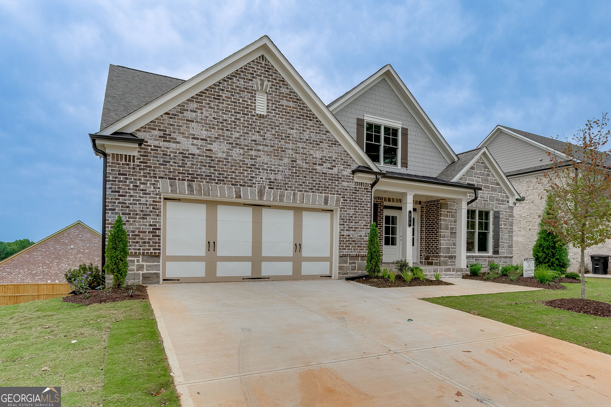235 Smokey RD