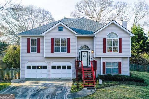 402 Stonebrooke DR Auburn GA 30011
