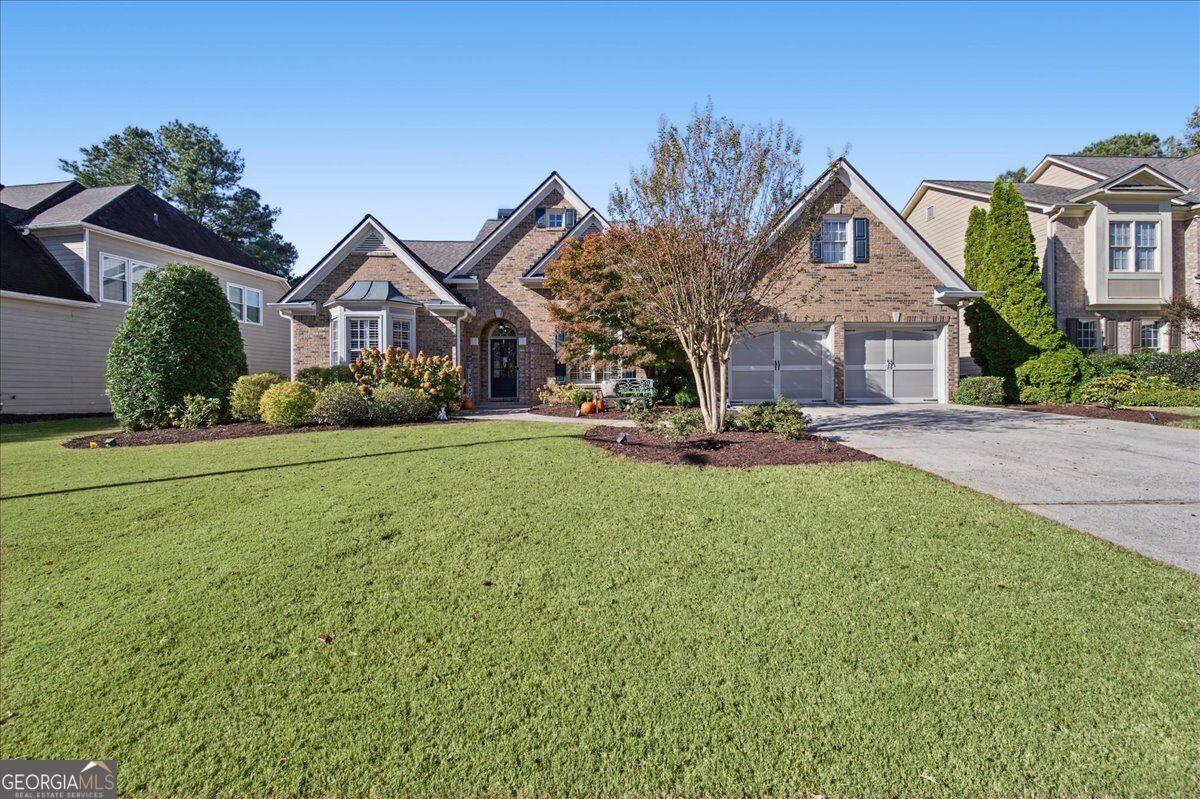 1180 Lakefield WALK