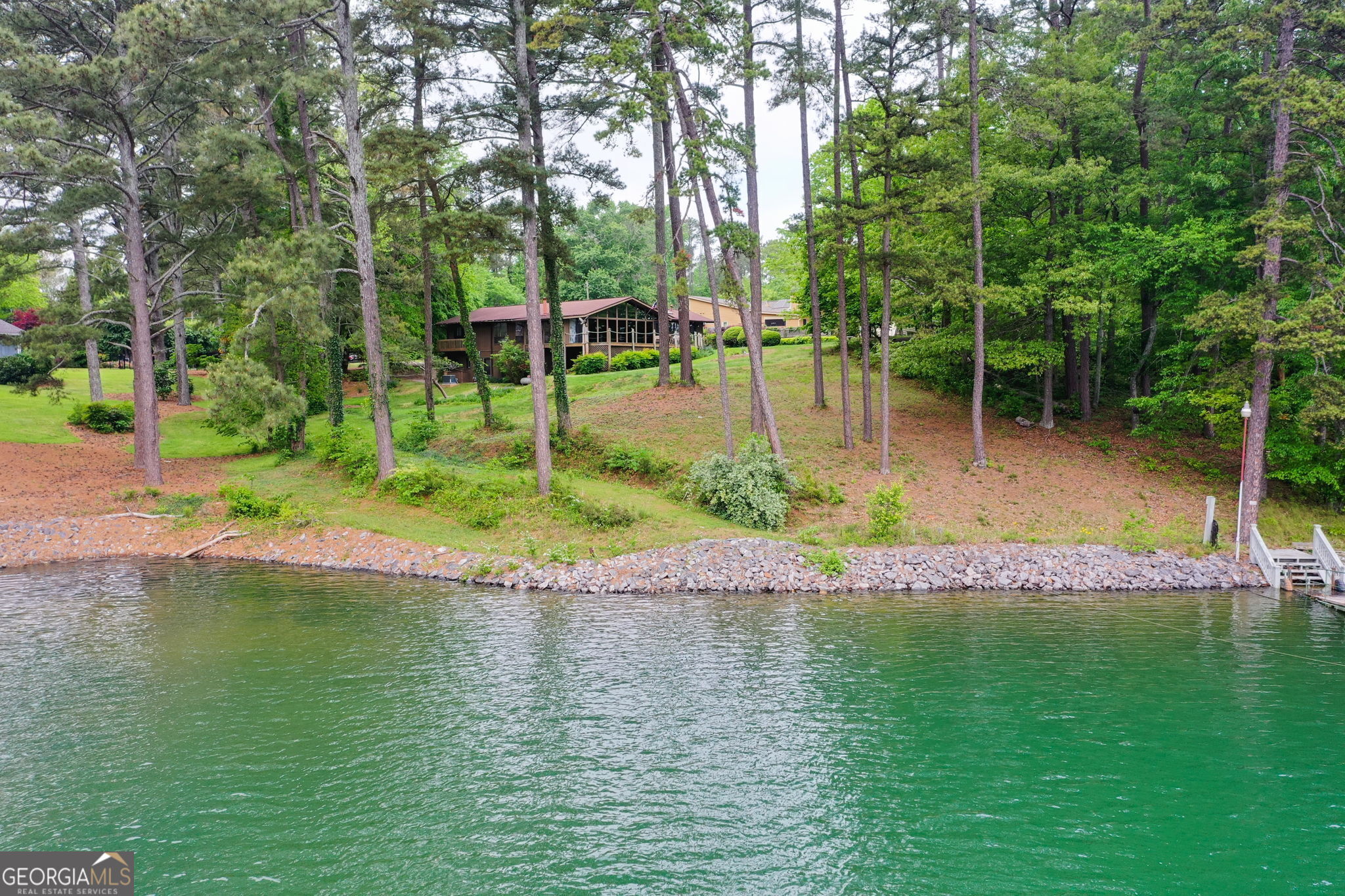 3865 Adams RD