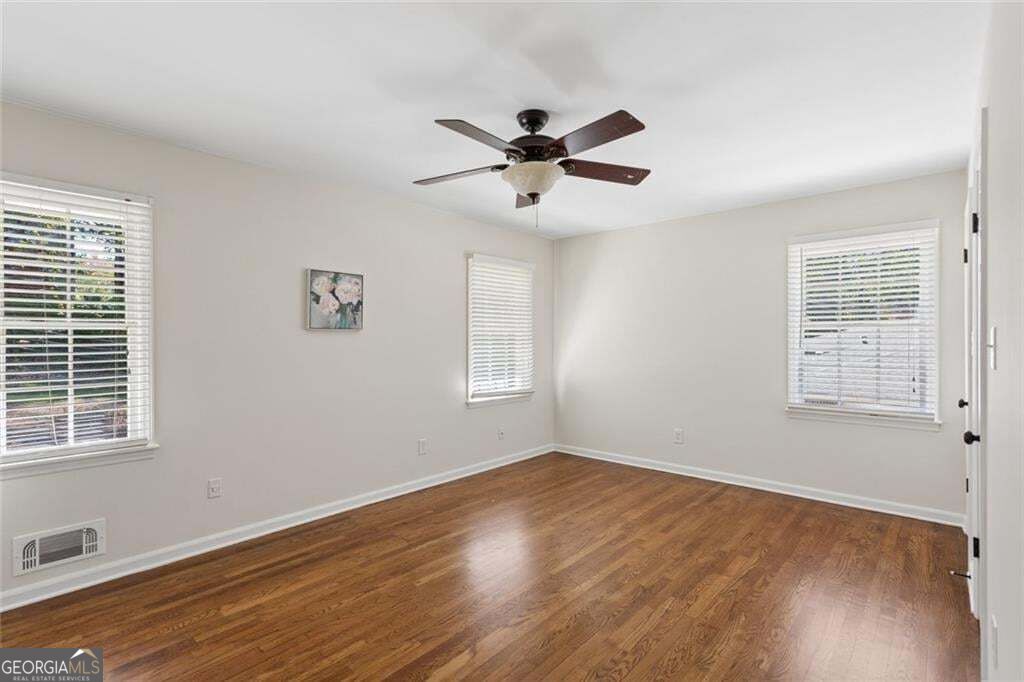 3060 Greenwood TRL SE