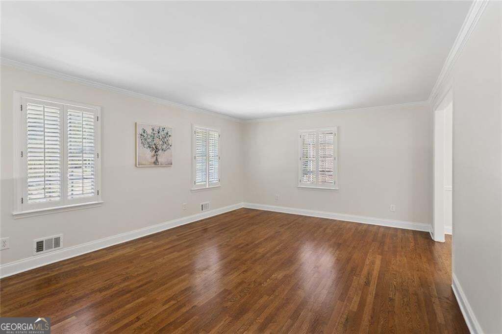 3060 Greenwood TRL SE