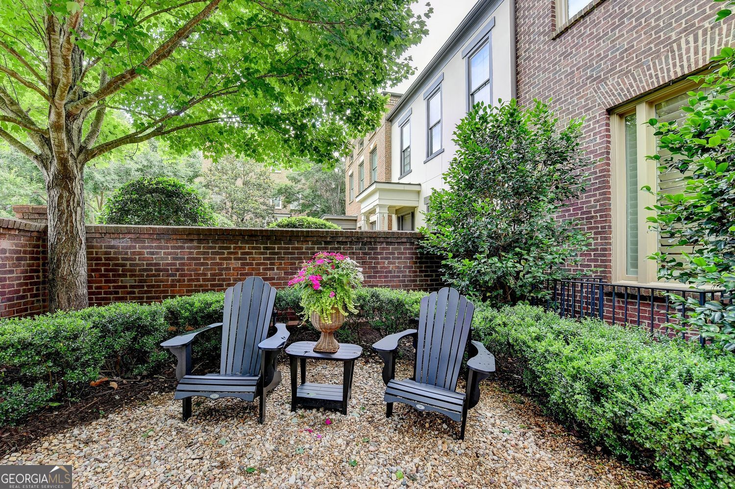 3163 Neal CT
