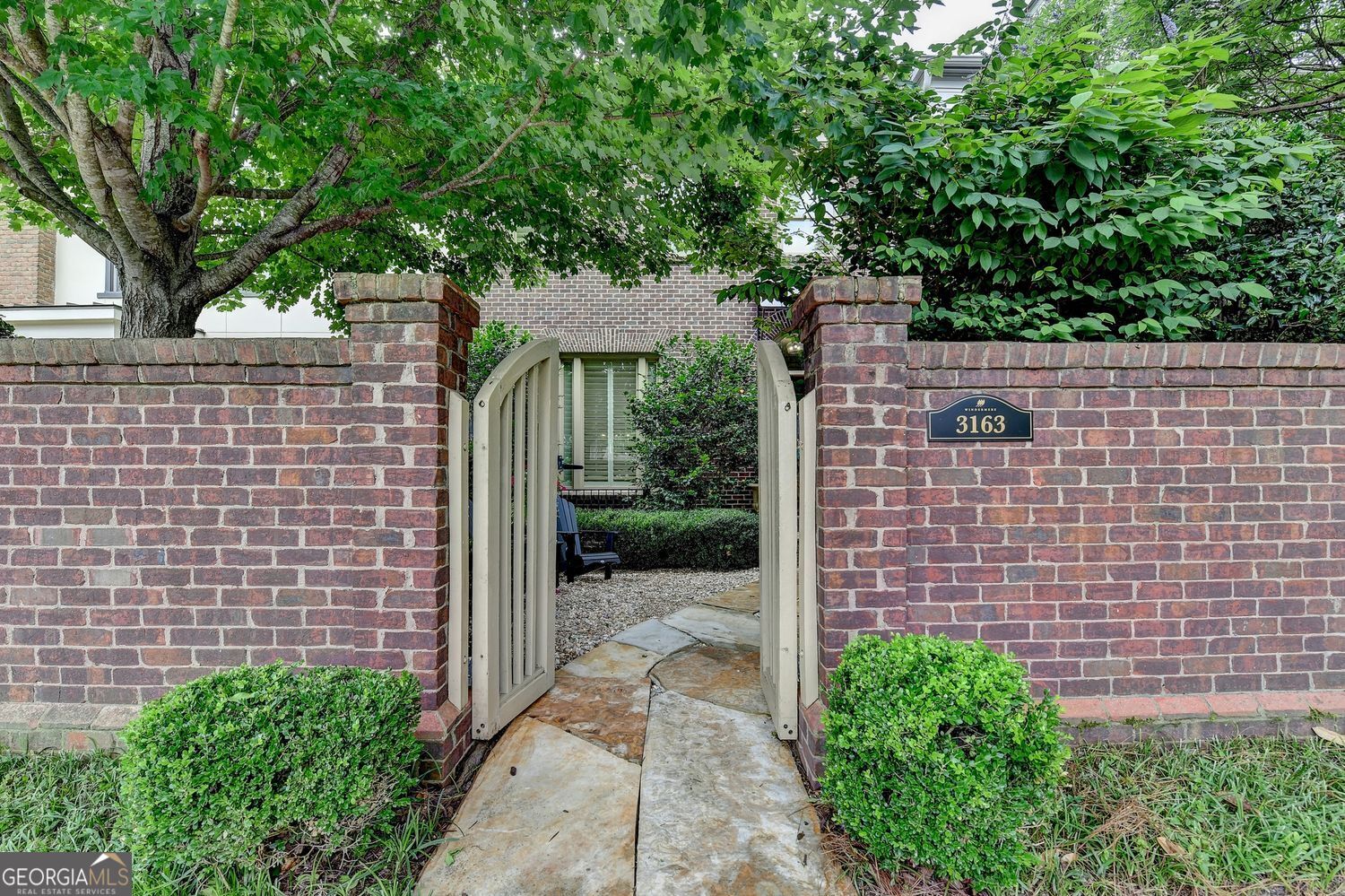 3163 Neal CT