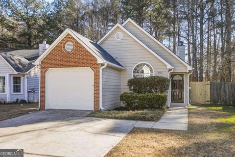 Photo of 3726 Acorn Drive, Powder Springs, GA 30127 (MLS # 10677328)
