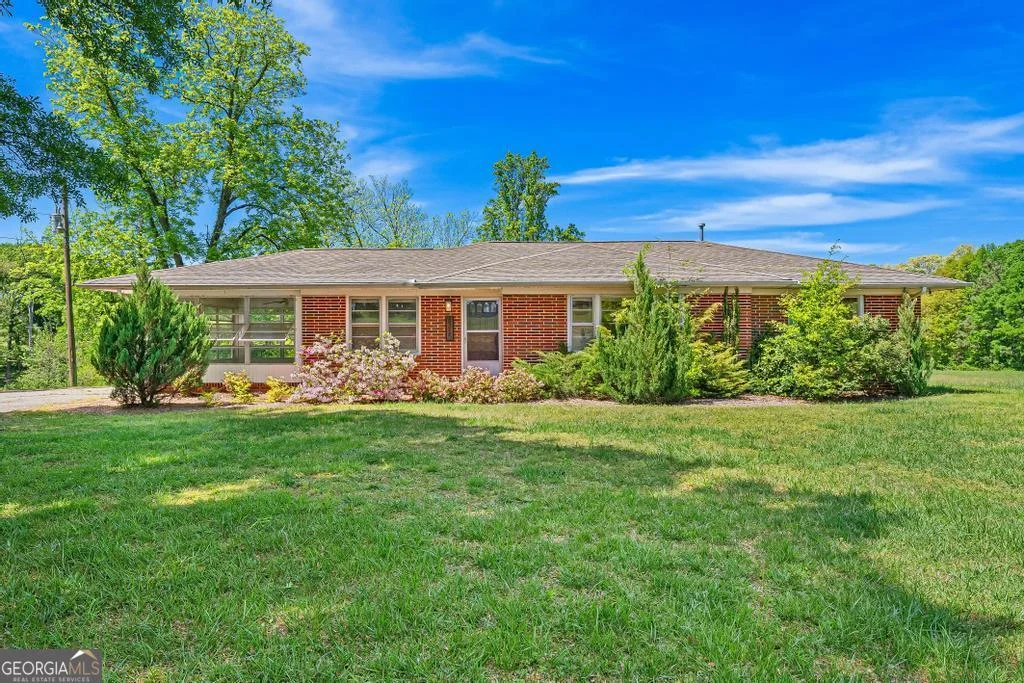 6351 Highway 17 St, Canon, GA, 30520