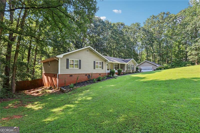 3284 Creekside DR SE