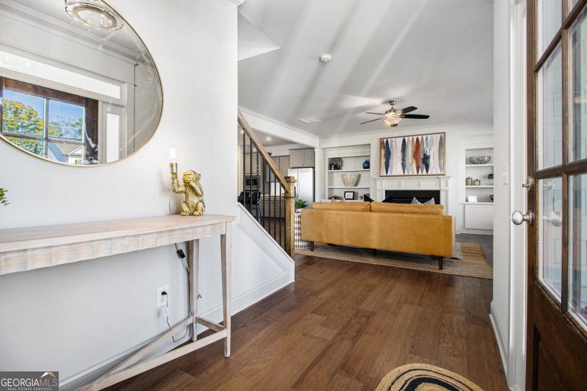 3235 Rockbridge RD SW