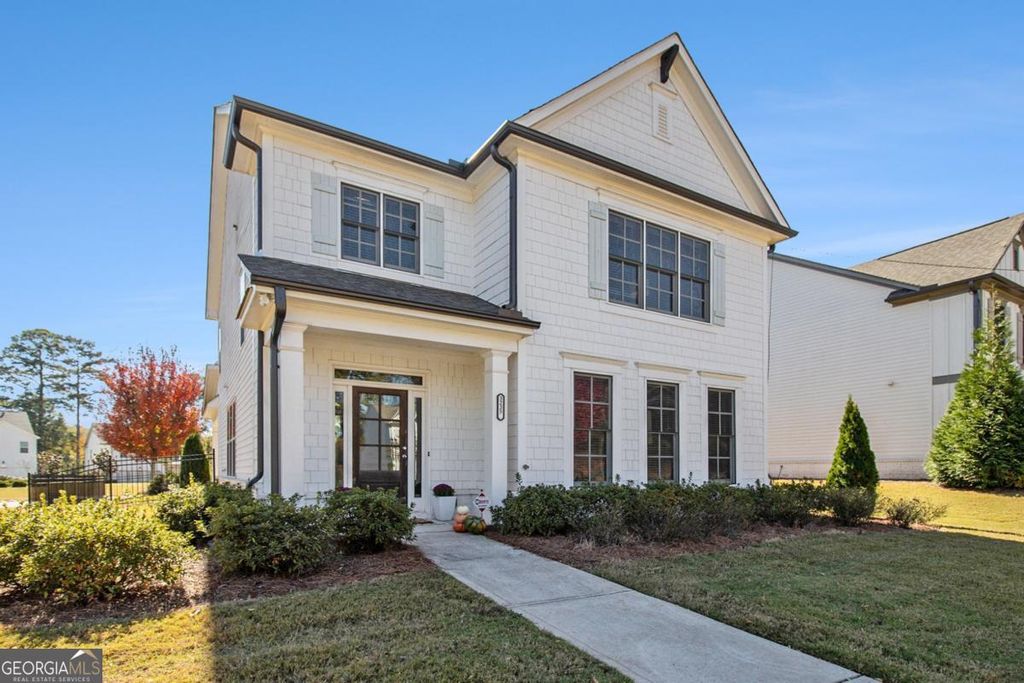 Photo of 3235 Rockbridge Road SW, Avondale Estates, GA 30002 (MLS # 10638819)