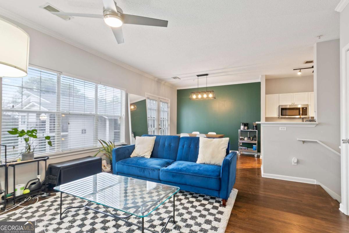 1150 Collier RD NW 3P