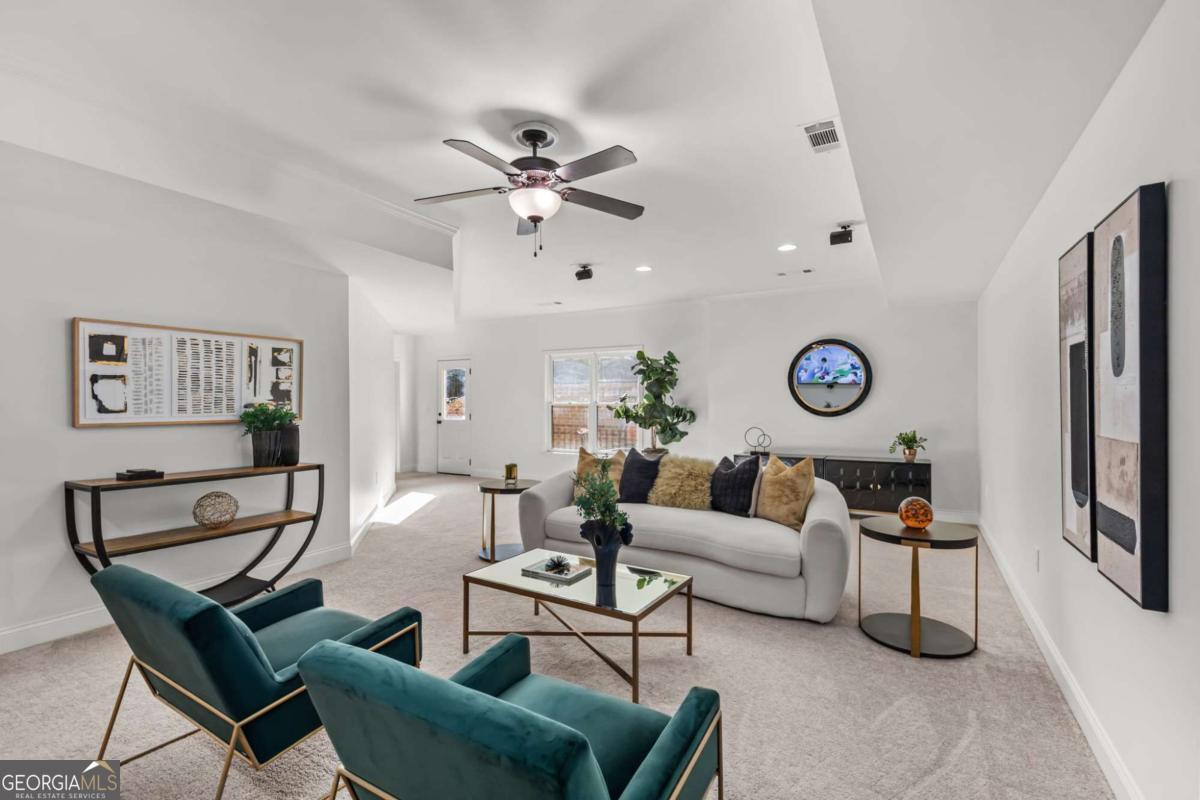 The Summit at Piedmont - Residential