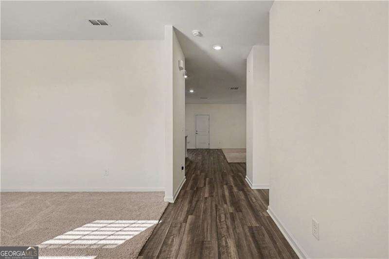 121 Hargrave AVE