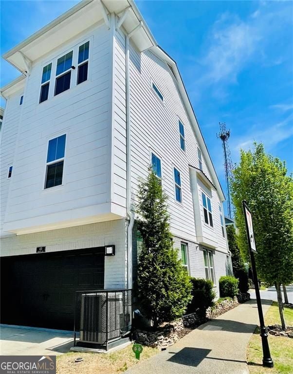 423 HARGROVE LN