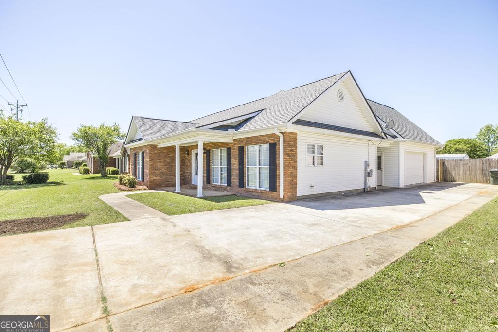 342 Peach Blossom Road