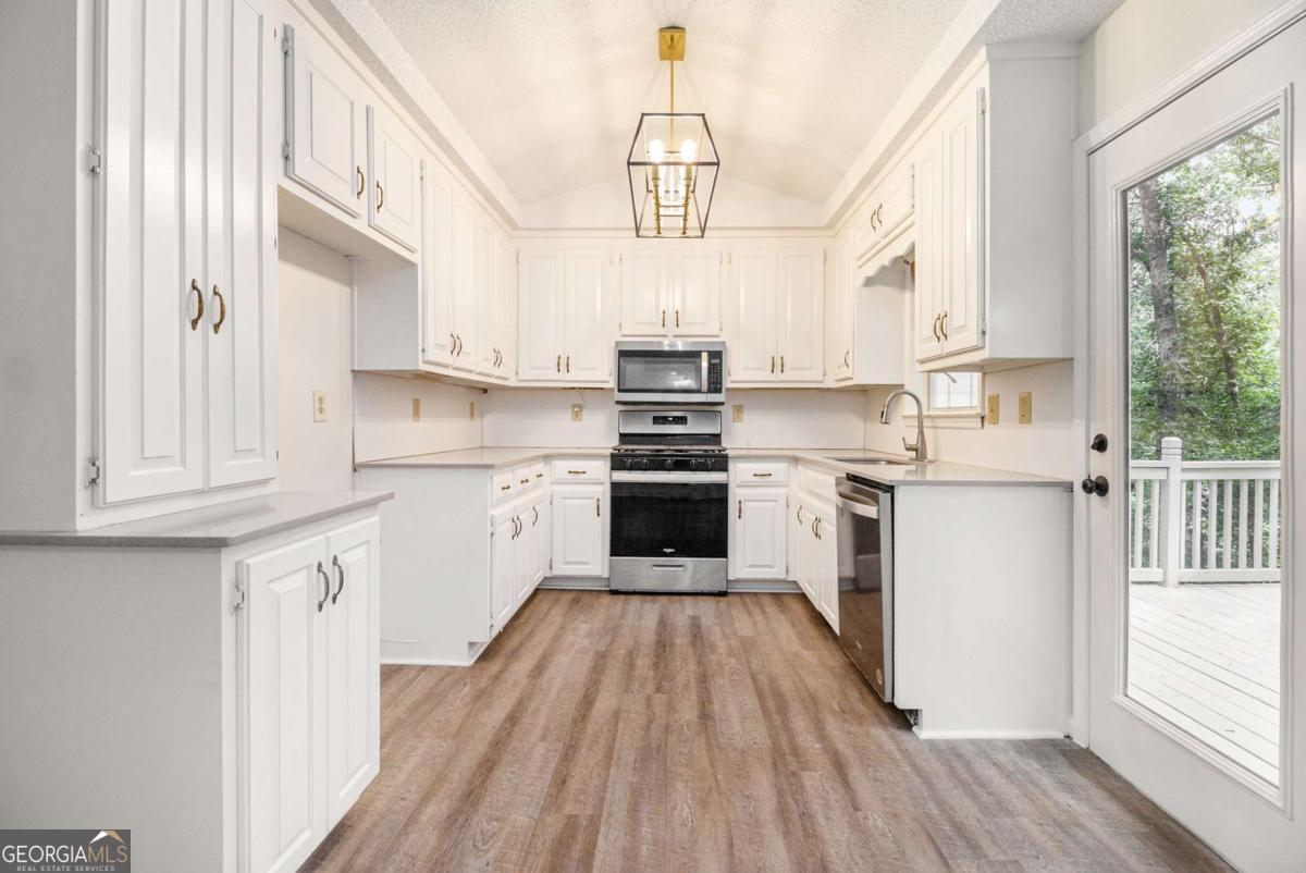 Towns Harbor - Residential