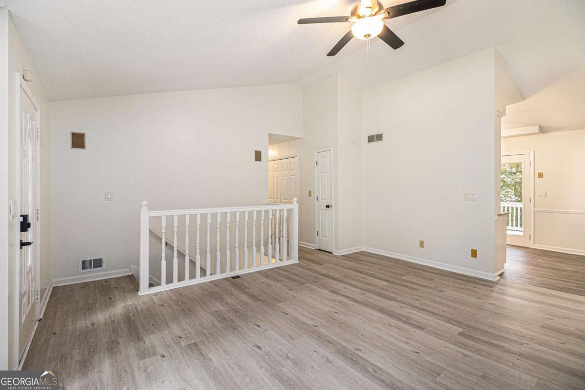 Towns Harbor - Residential