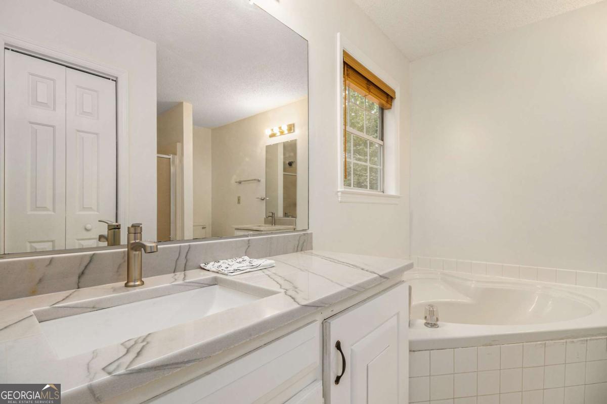 Towns Harbor - Residential