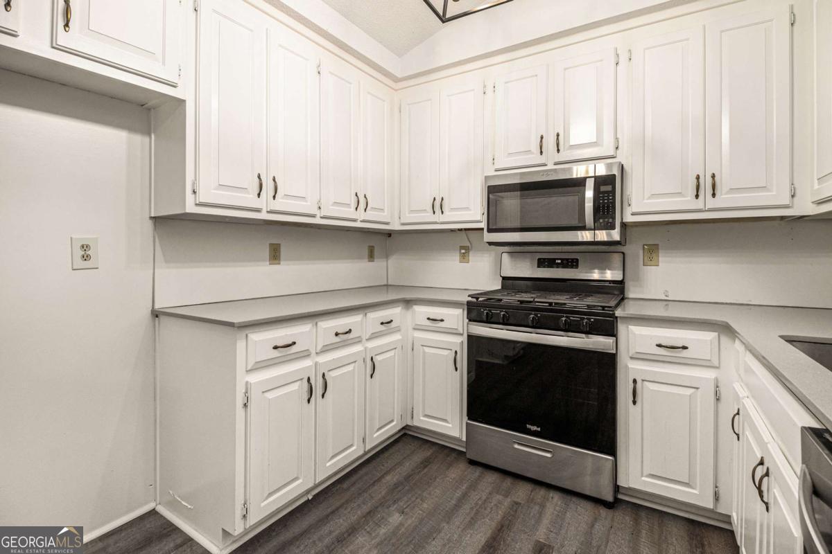 Towns Harbor - Residential