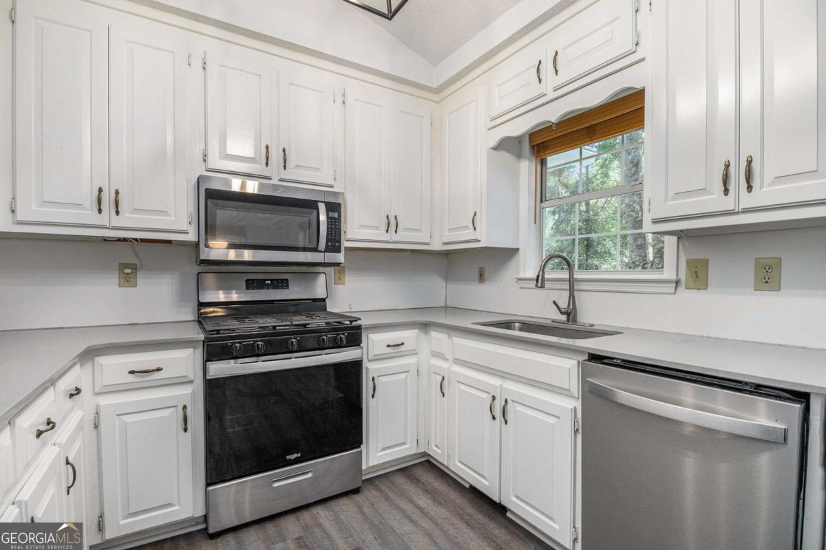 Towns Harbor - Residential