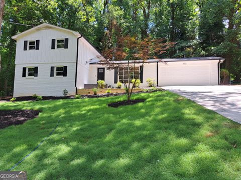 Single Family Residence in Lilburn GA 5512 Four Winds Drive.jpg