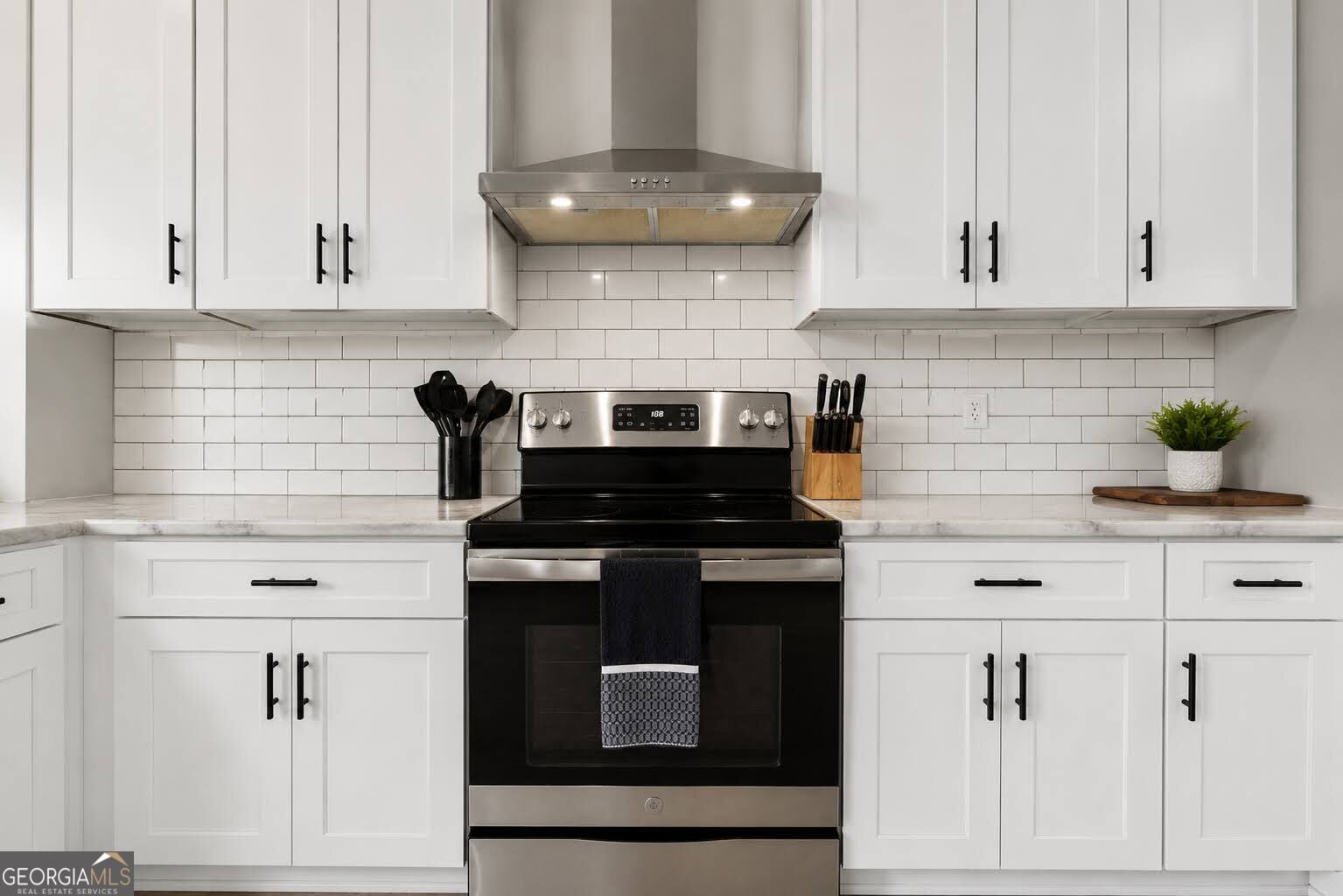 385 Surrey CT