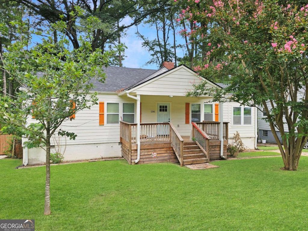 Photo of 1285 Avon Avenue SW, Atlanta, GA 30310 (MLS # 10678364)