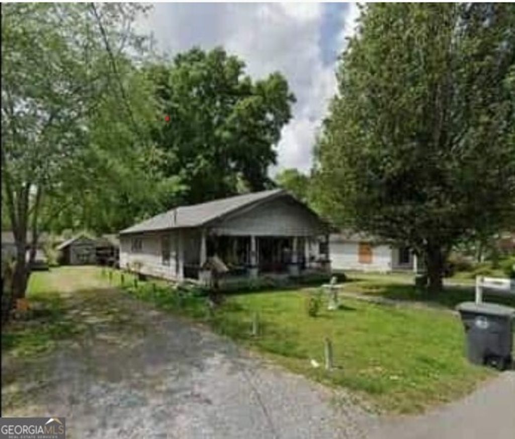 Photo of 707 McLemore Street, La Fayette, GA 30728 (MLS # 10768456)