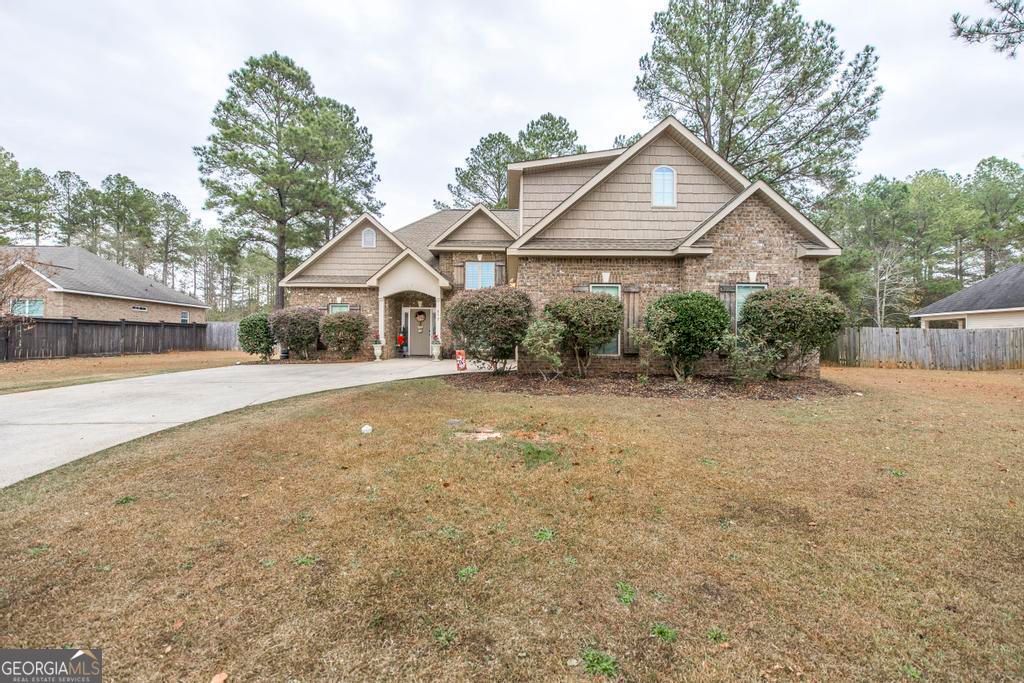 Photo of 312 Bridgehampton Way, Perry, GA 31069 (MLS # 10652151)