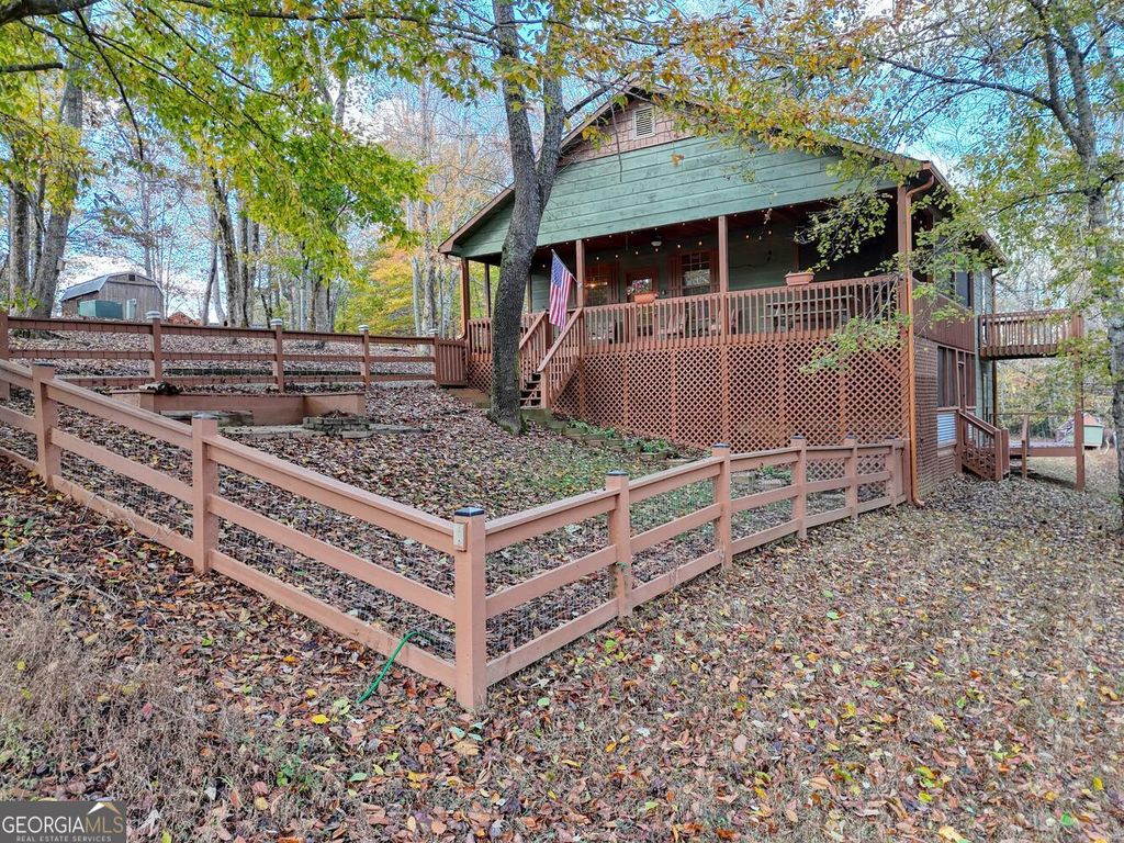 Photo of 102 Maple Lane, Blairsville, GA 30512 (MLS # 10696000)