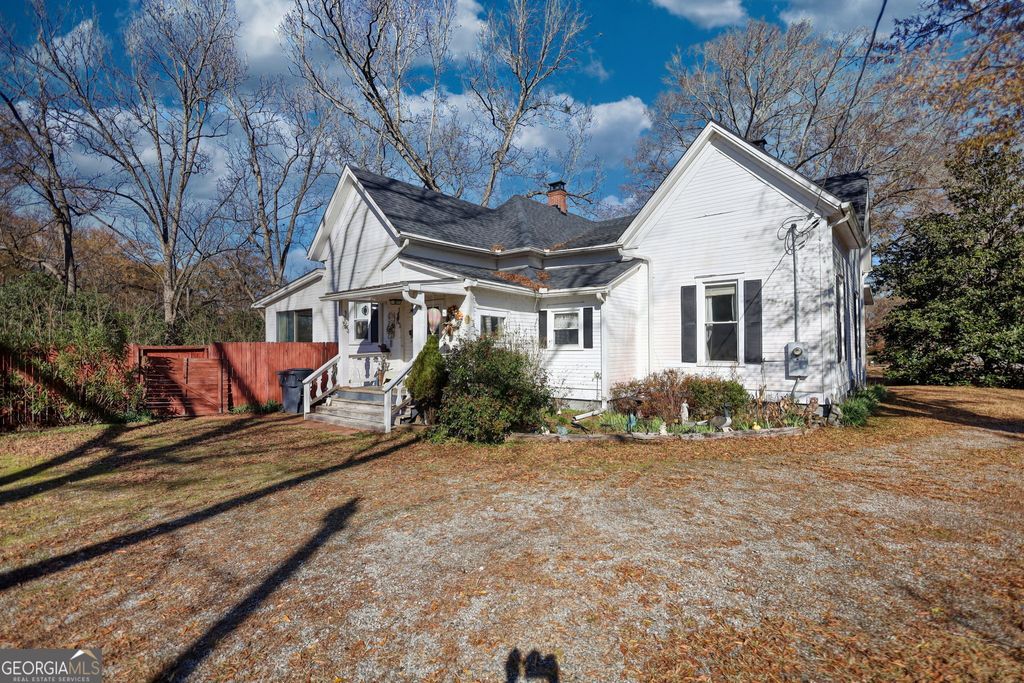 Photo of 188 Davidson Street, Shady Dale, GA 31085 (MLS # 10662420)