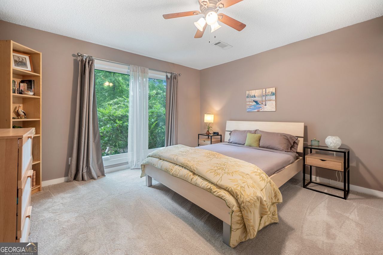 Willow Point - Residential
