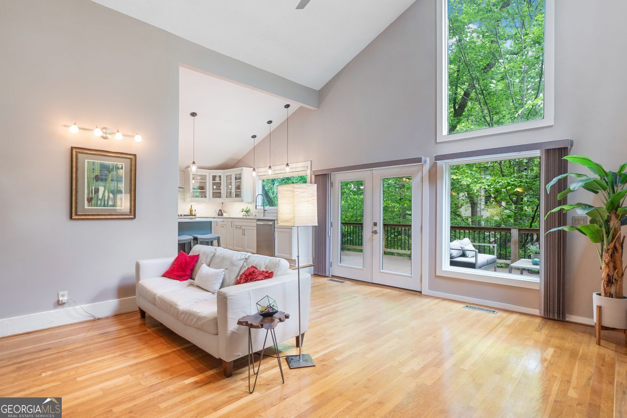 Willow Point - Residential