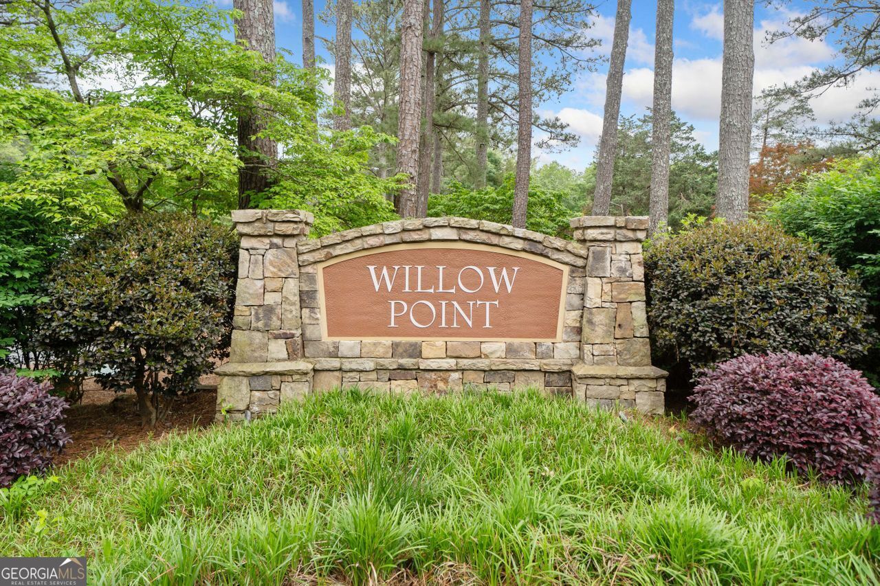 Willow Point - Residential