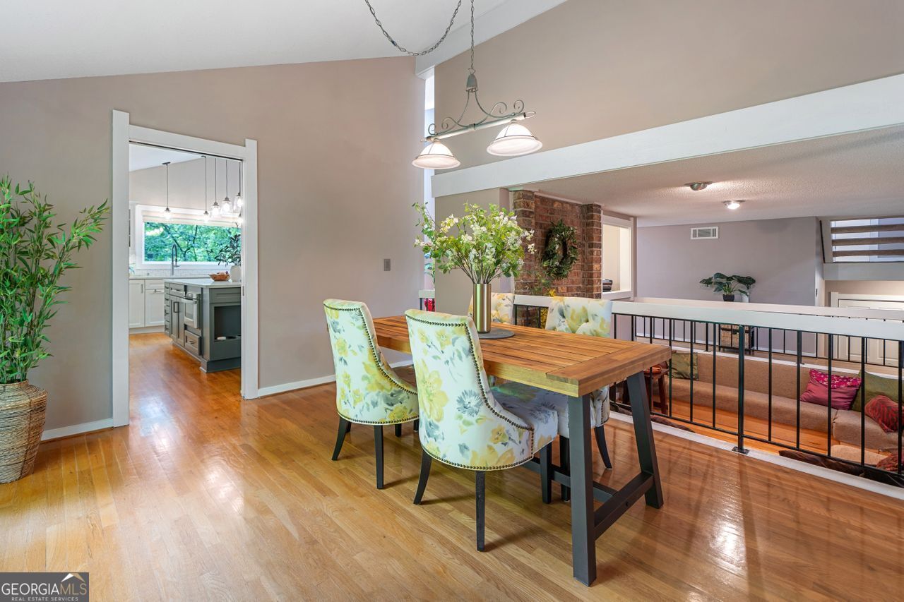 Willow Point - Residential