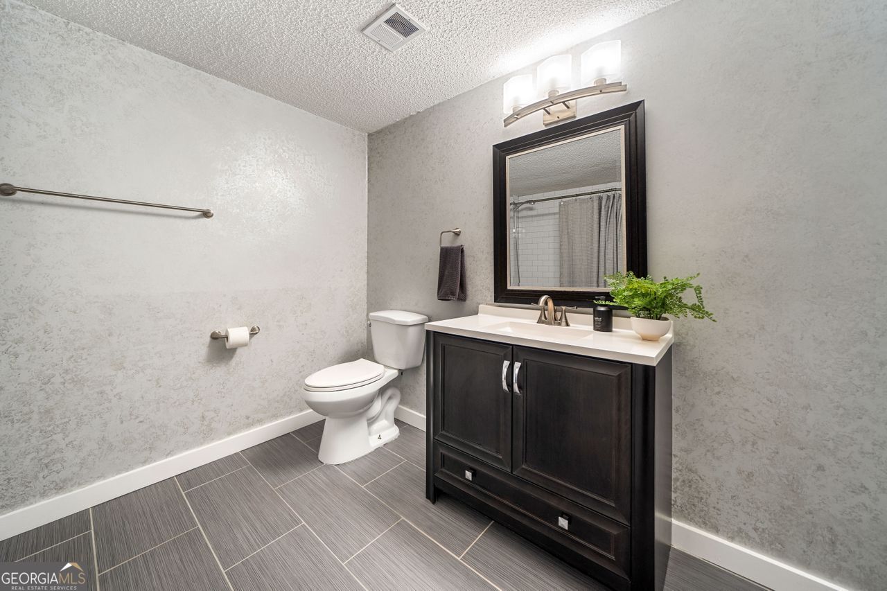 Willow Point - Residential