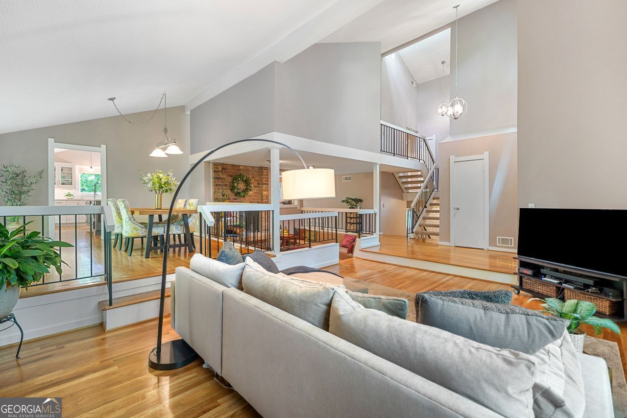 Willow Point - Residential