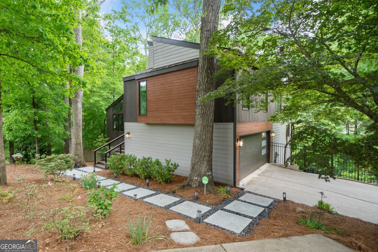 Willow Point - Residential