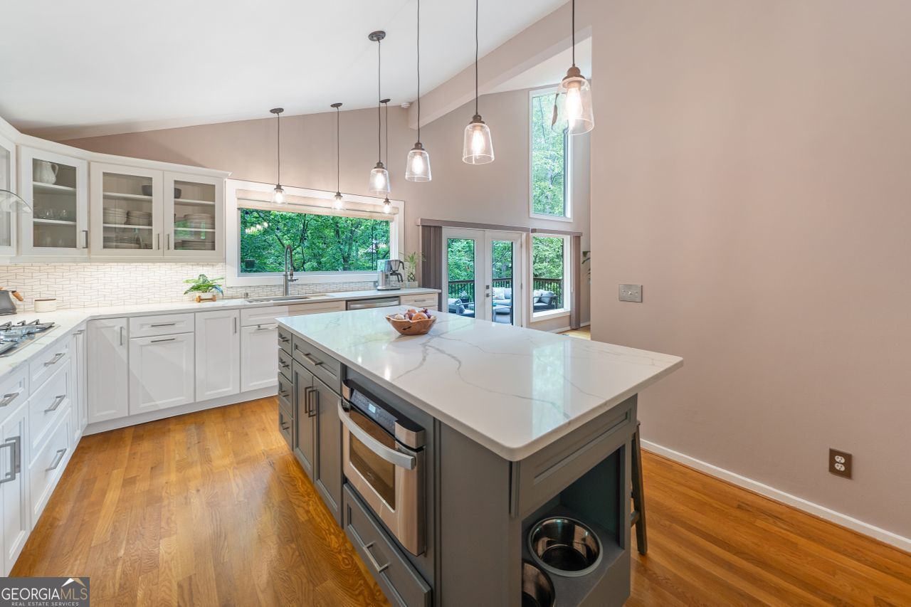 Willow Point - Residential
