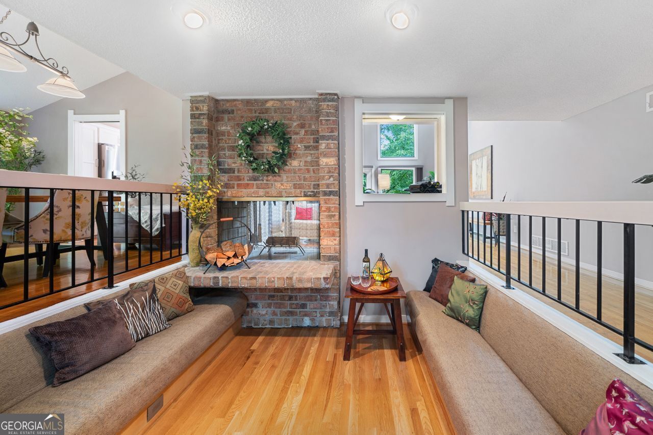 Willow Point - Residential
